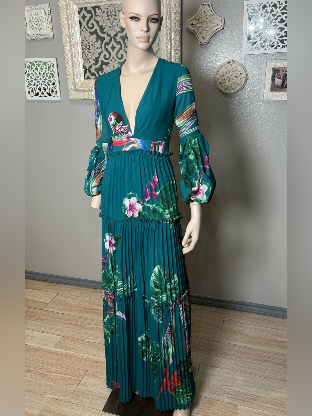 Banjul Teal Tropical Floral V-Neck Maxi Dress - Picture 4 of 15